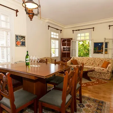 3 + 1 Duplex House In Daire *